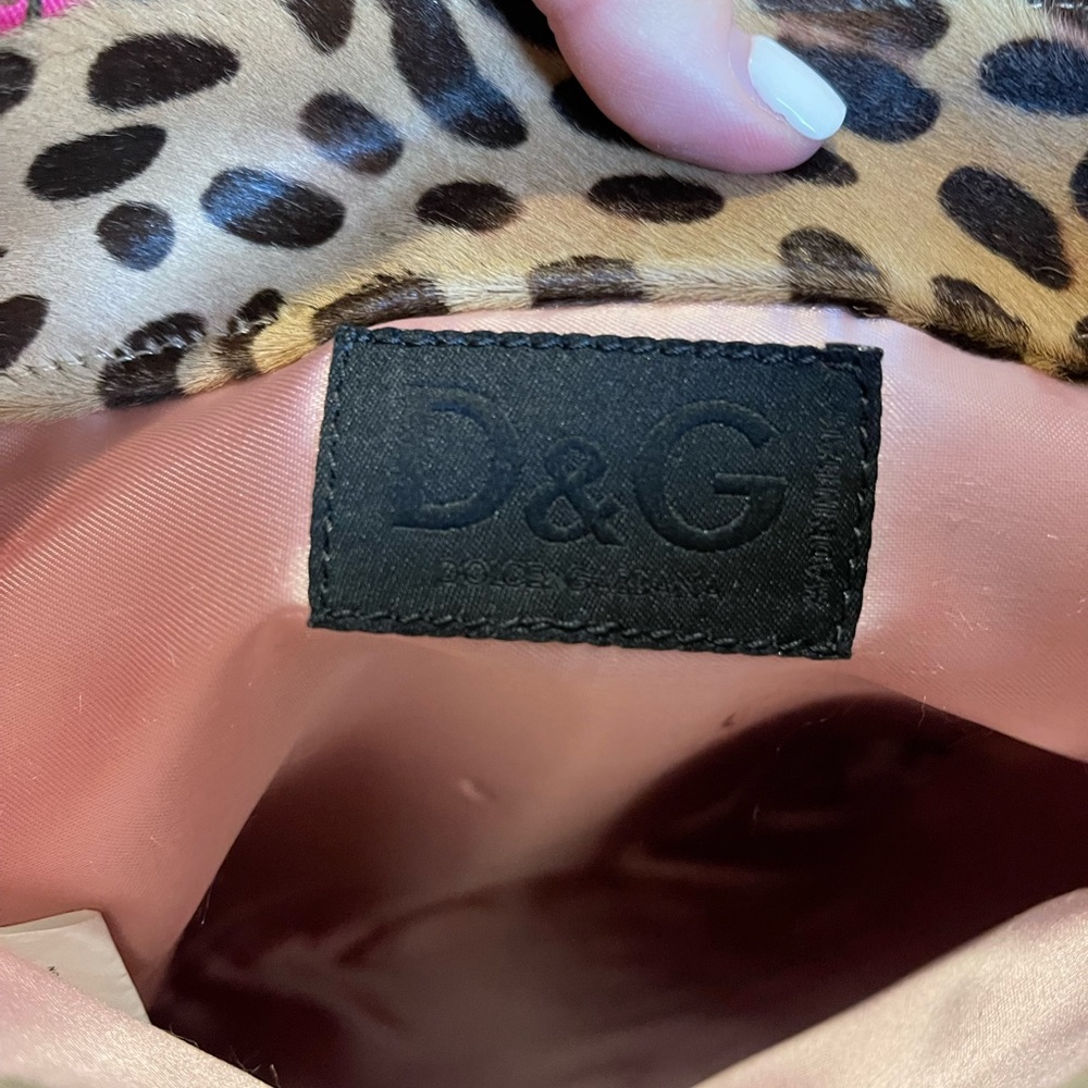 ♥️SOLD♥️🍀💁🏻‍♀️Dolce & Gabbana Leopard Pony Hair Tote🍀💁🏻‍♀️ - Picture 5 of 17